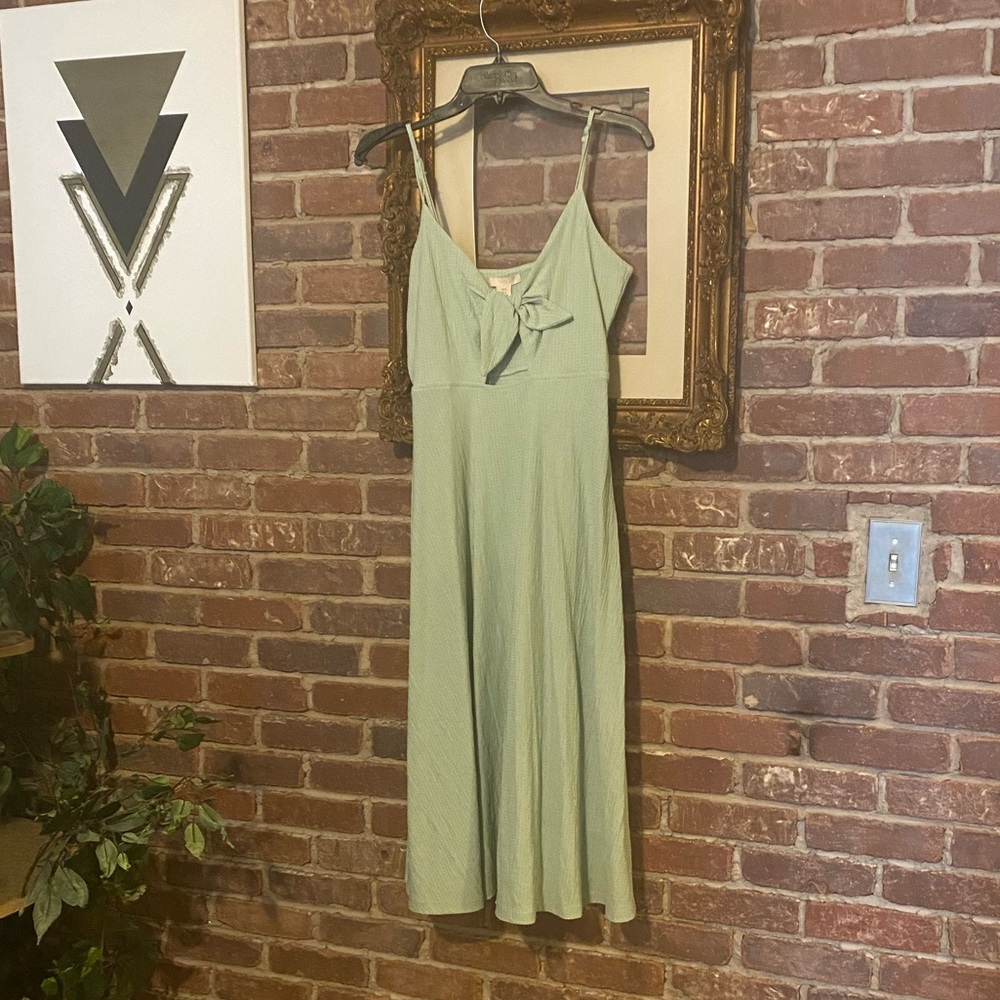 Light Green Summer Dress with peep hole!